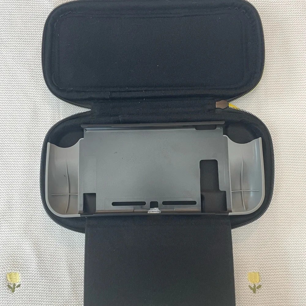 Nintendo Switch Super Mario Maker 2 Carrying Case Travel Case Official 2019